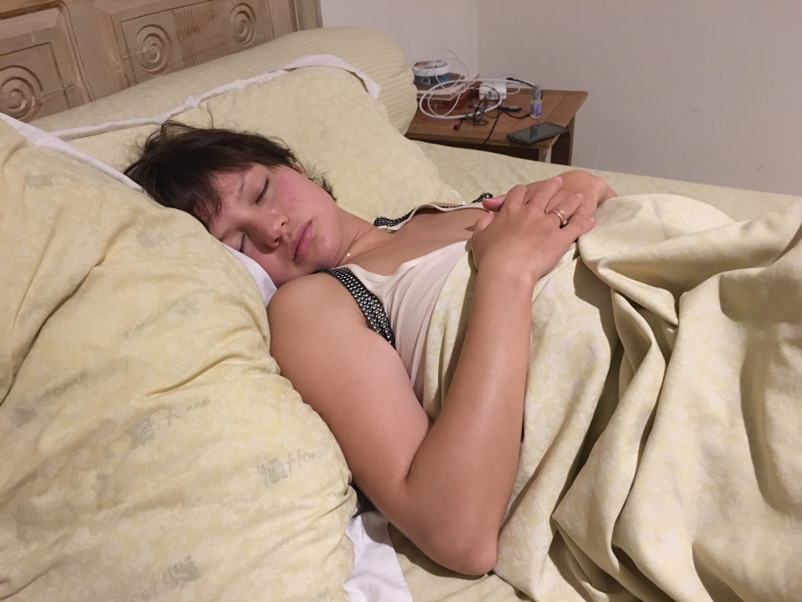 Толстую зрелую спящую