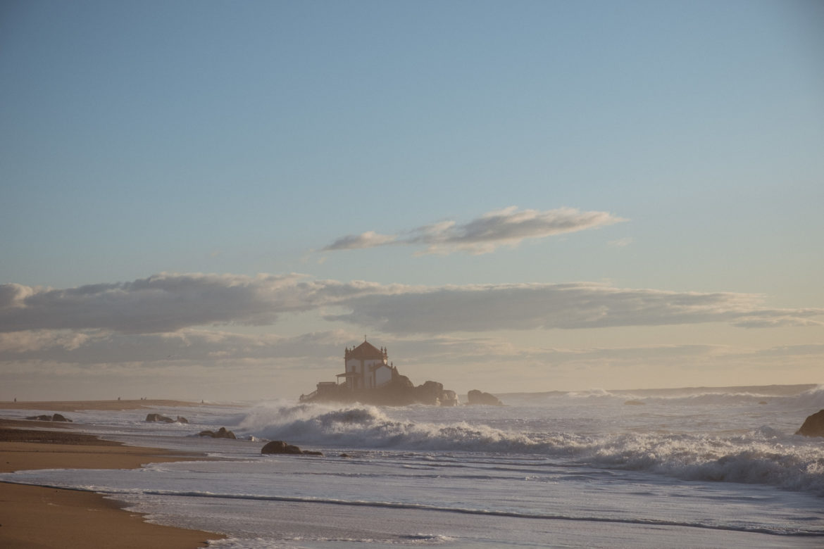 Продление ВНЖ в Португалии 2019